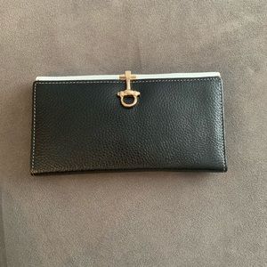 Genuine Italian leather wallet